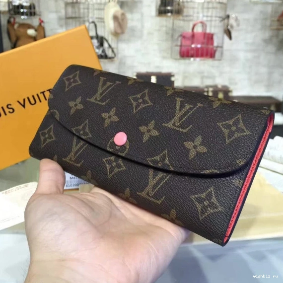 WIS EMILIE Louis Vuitton 0129